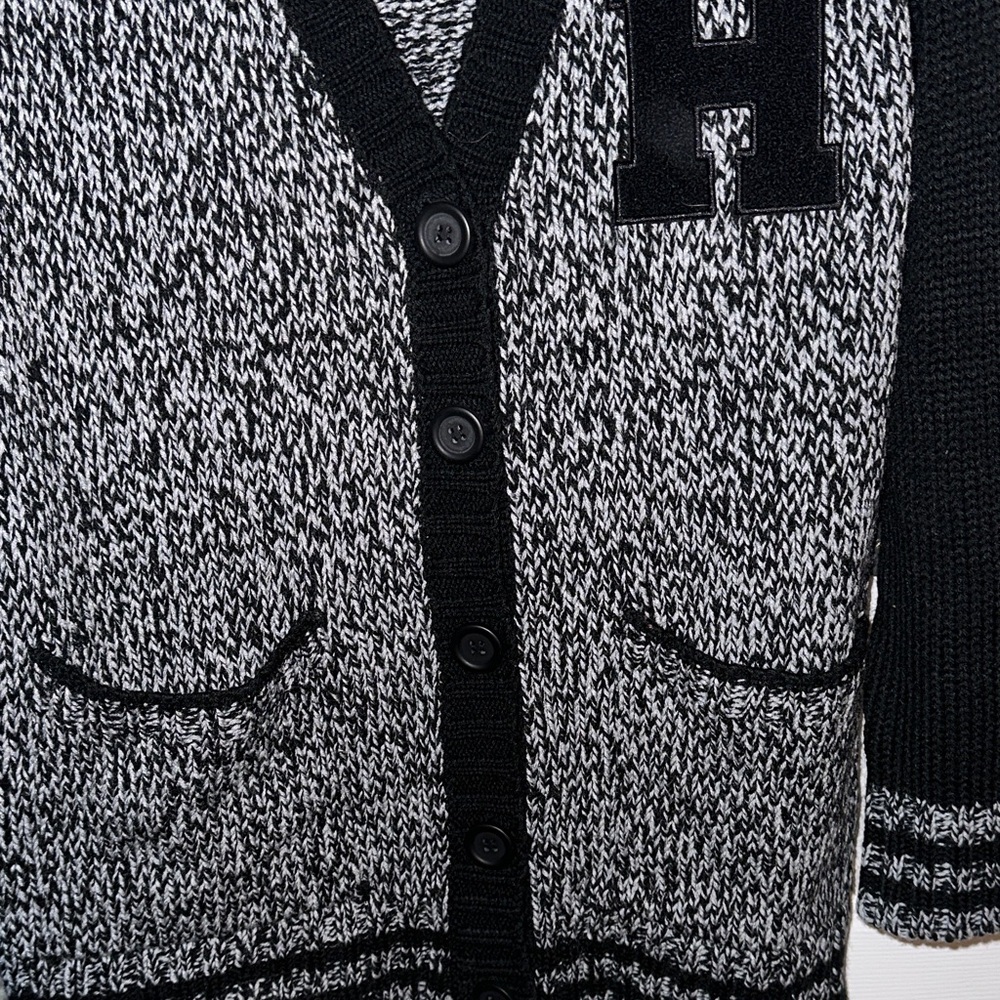 Forever 21 Black and White Button-Up Cardigan - Picture 4 of 9